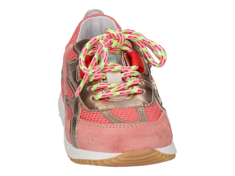 Voir le produit 'Romagnoli Baskets Rouge' (en anglais) Romagnoli Baskets Rouge