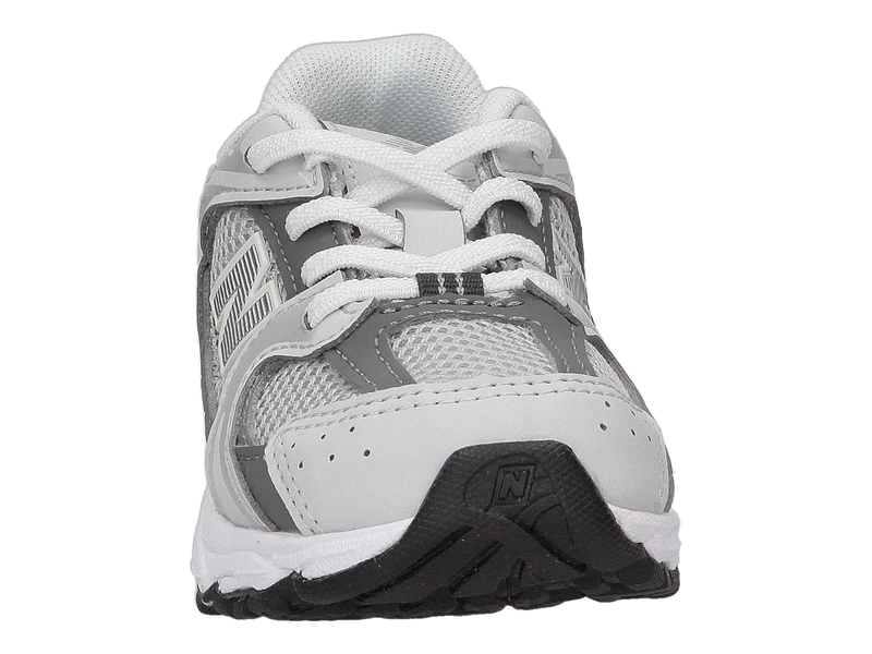 Voir le produit 'New Balance Baskets Gris' (en anglais) New Balance Baskets Gris