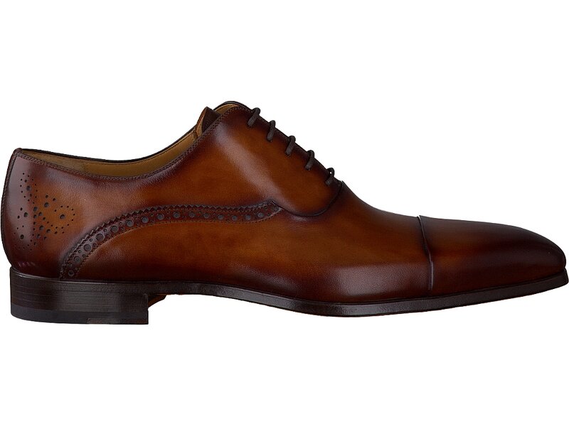 Magnanni Lace Shoes Cognac